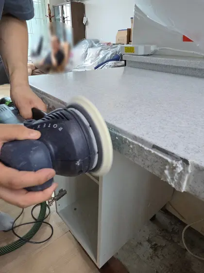 인조대리석 상판 절단면 샌딩